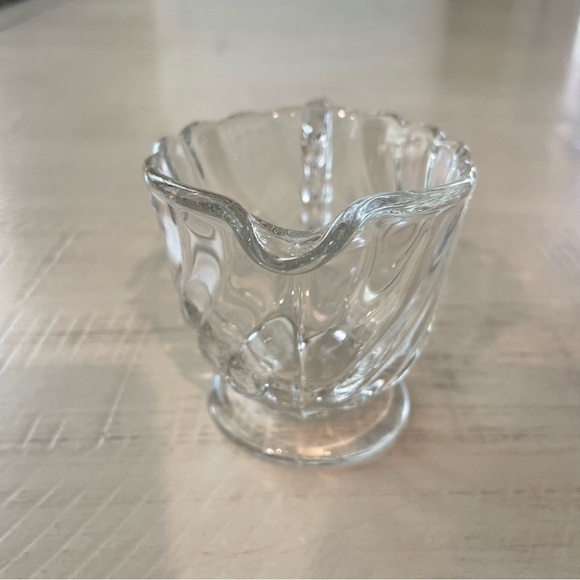 Colony Clear Mini Footed Creamer by Fostoria Heavy Swirl Pattern - Picture 6 of 13